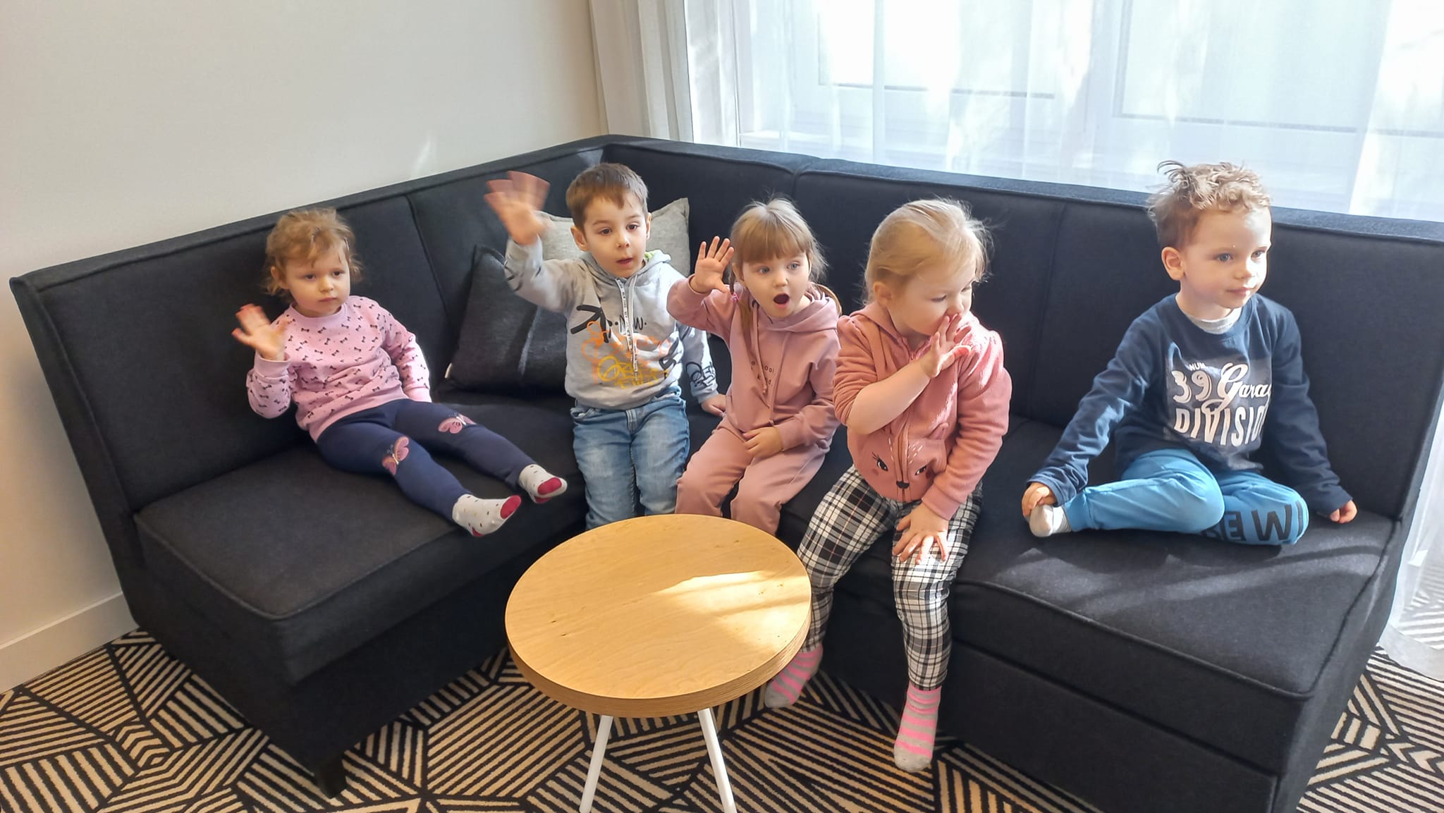 Krasnoludki z wizytą w hotelu Shuum